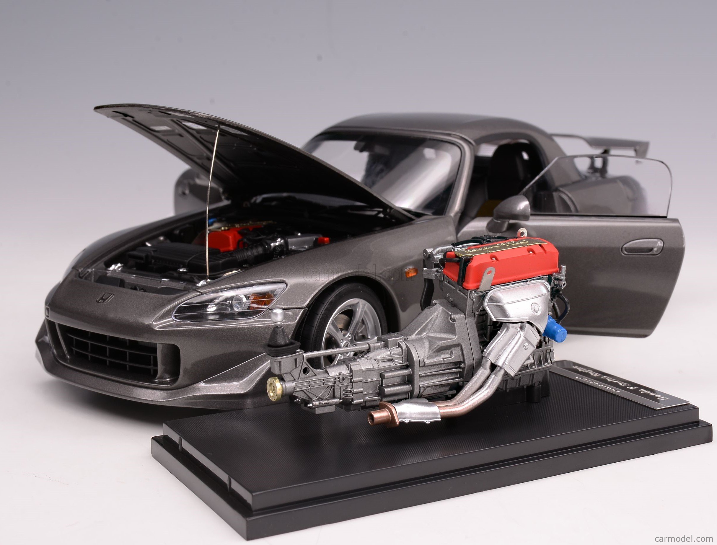 MOTORHELIX M85111 Scale 1/18 | HONDA S2000 TYPE S HARD-TOP WITH
