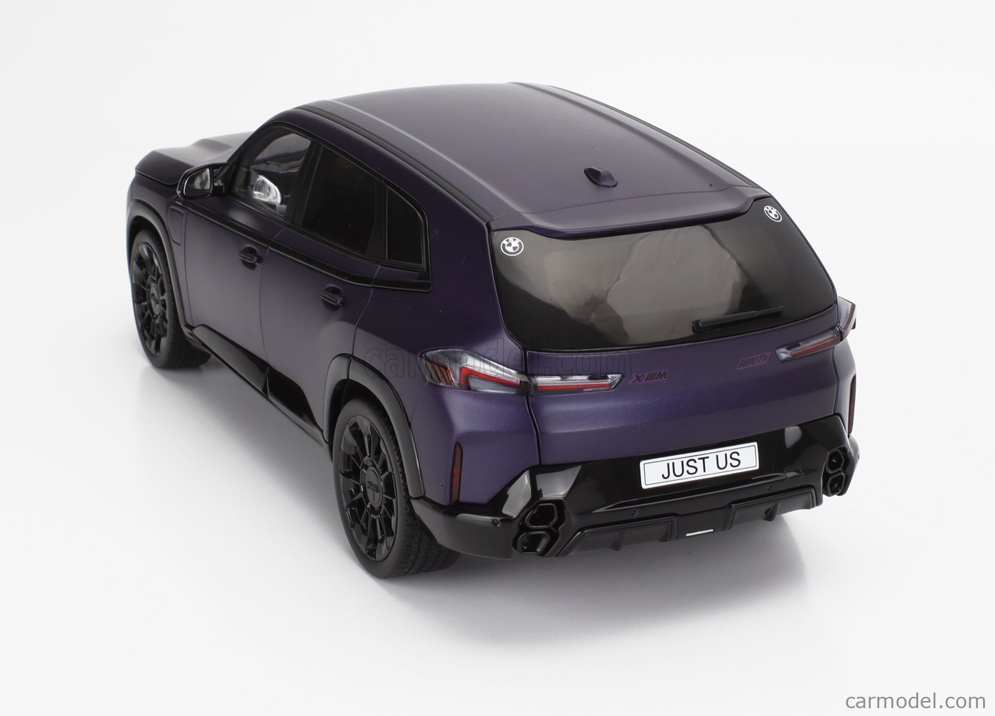 BMW ミニチュアカー XM KITH (G09) (サイズ:1/18) (フローズン