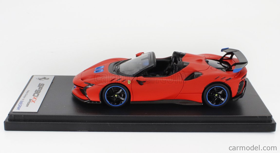 LOOKSMART LS552F Scale 1/43 | FERRARI SF90 XX STRADALE LOOKSMART LS552F Scale 1/43 | FERRARI SF90 XX STRADALE