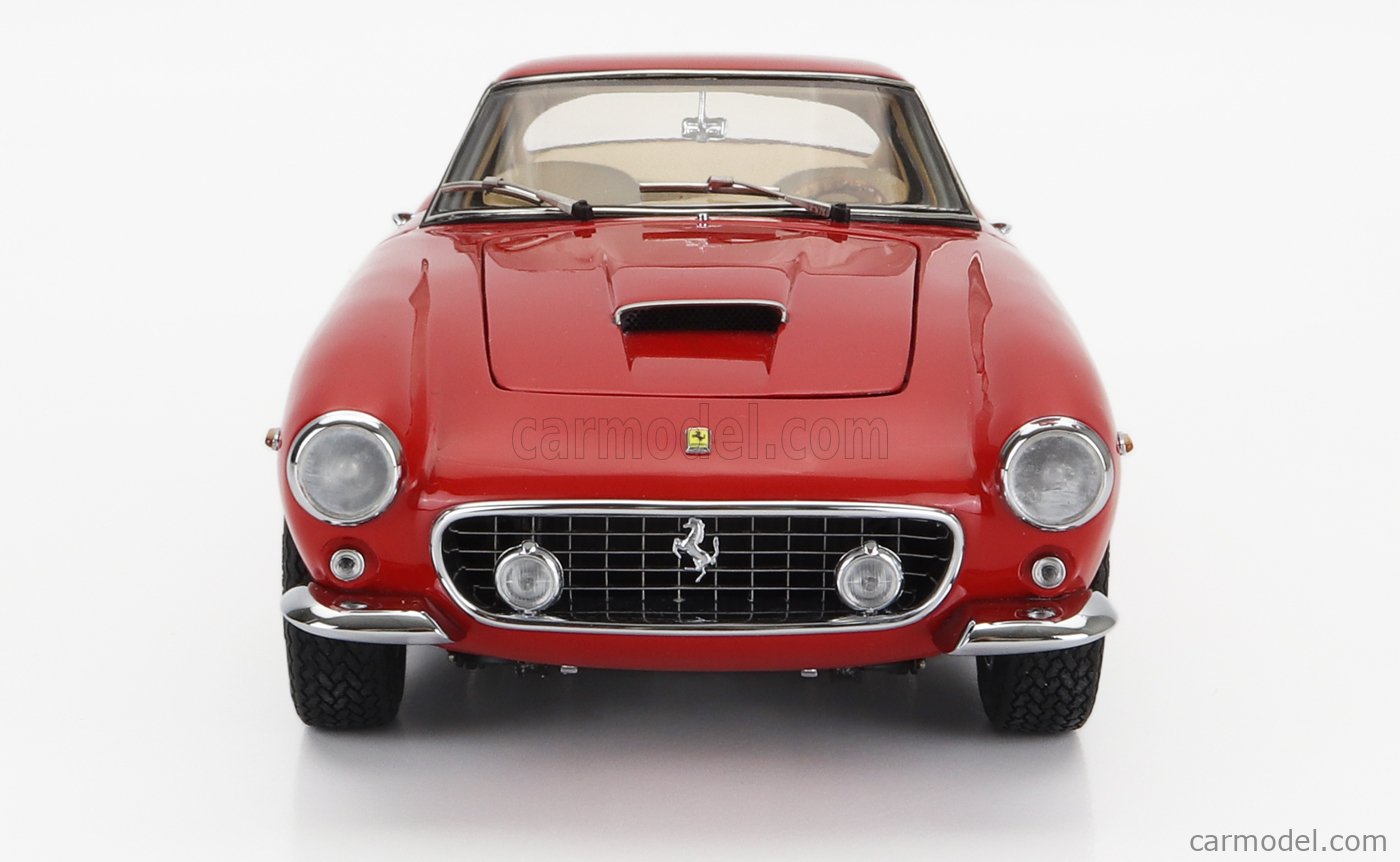 CMC 1:18 フェラーリ250 GTカリフォルニアスパイダーSWB 1960年