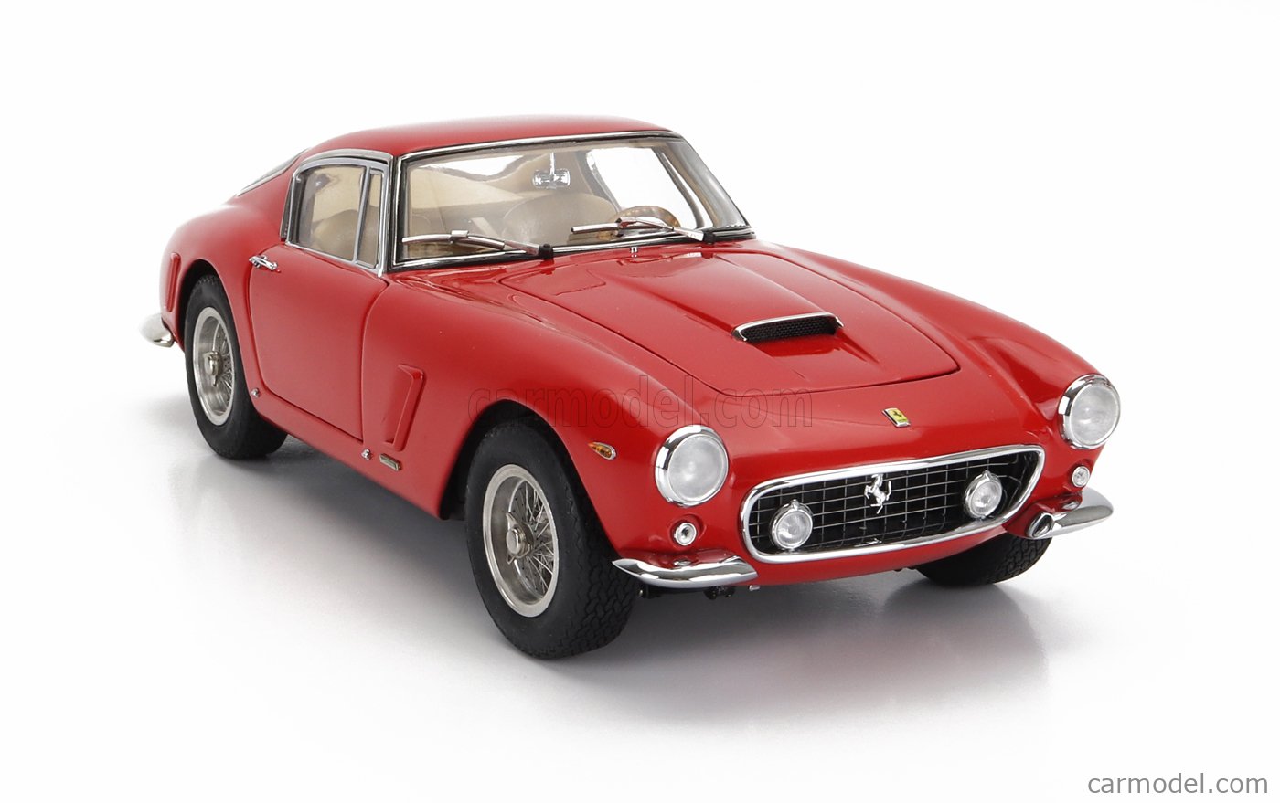 CMC M046 Scale 1/18 | FERRARI 250 GT SWB BERLINETTA COUPE 1961 RED