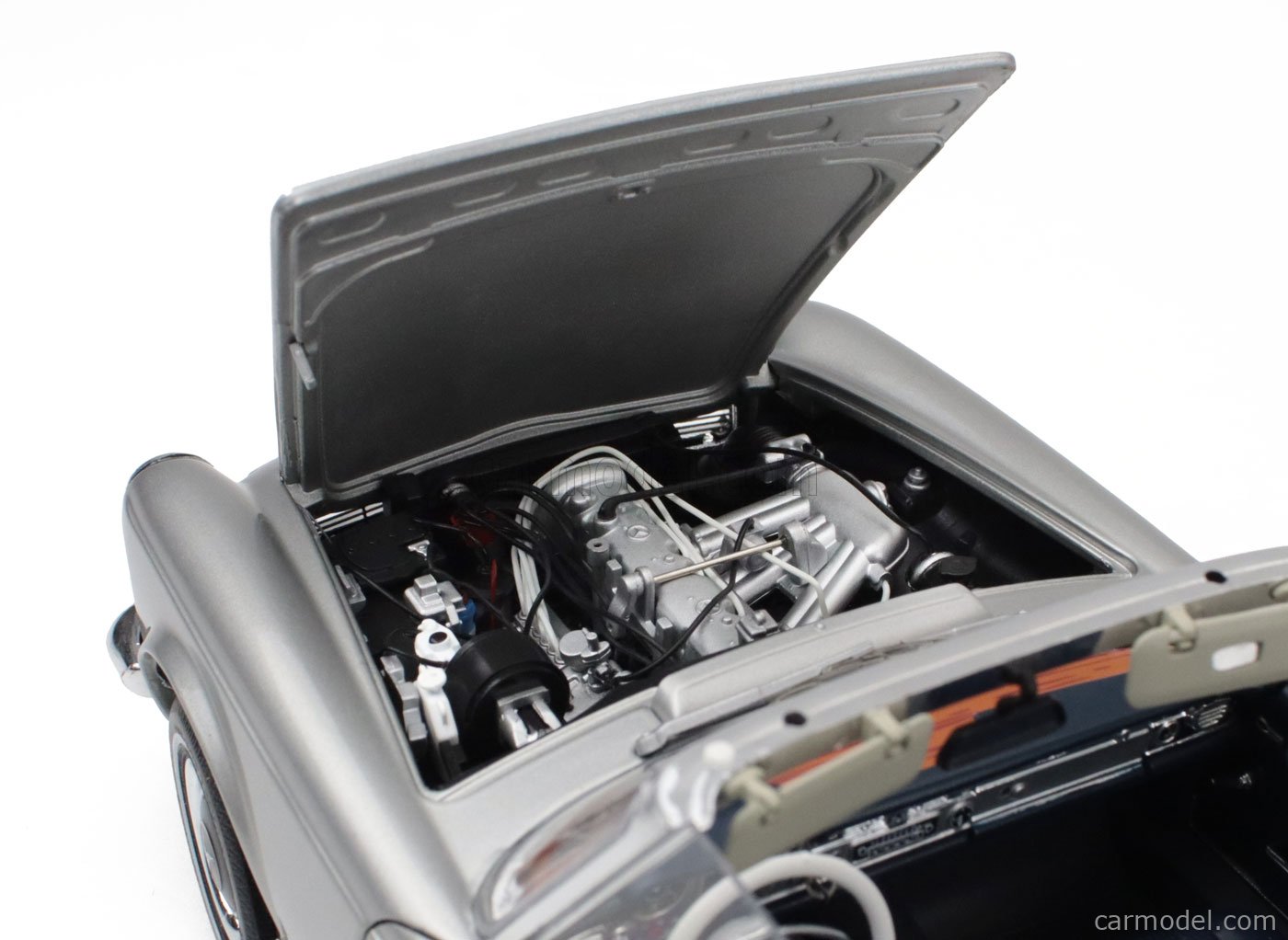 SCHUCO 450037300 Scale 1/18 | MERCEDES BENZ 280SL PAGODA