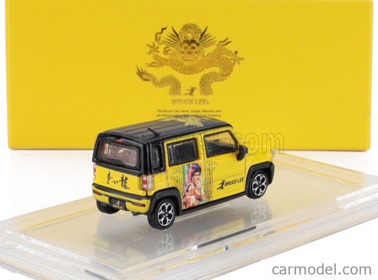 Modèle Réduit 1:64 Suzuki Hustler Bruce Lee 2023 - Édition Jaune Et Noir BM64B0387