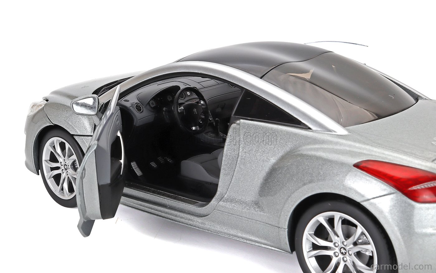 1/18 ノレブ　プジョー　RCZ　ミニカー　グレーメタリック 予約 184875 ノレブ 1/18 プジョー RCZ 2010 マーキュリーグレー