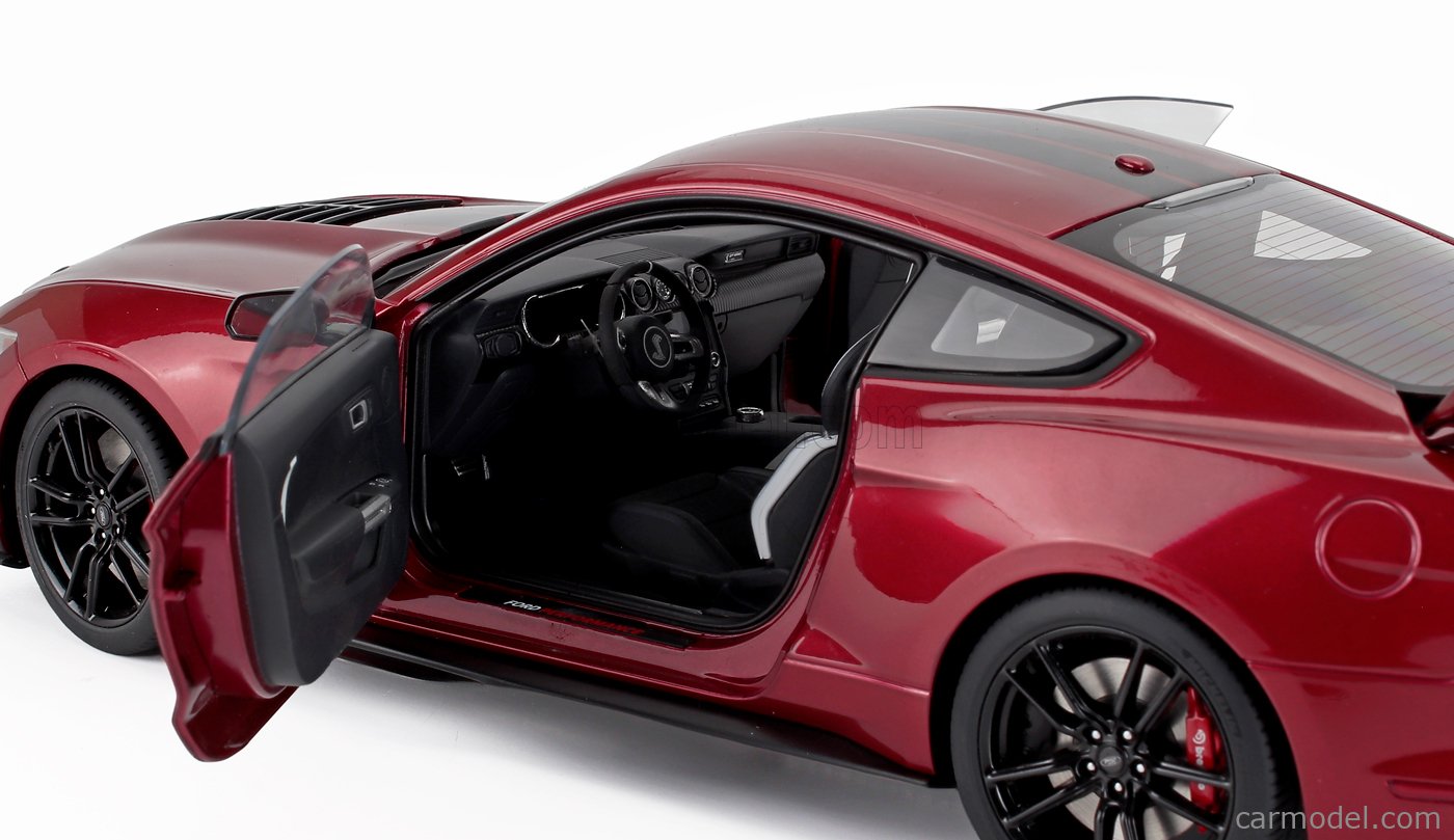 AUTOART 73098 Scale 1/18 | FORD USA MUSTANG SHELBY GT500 COUPE