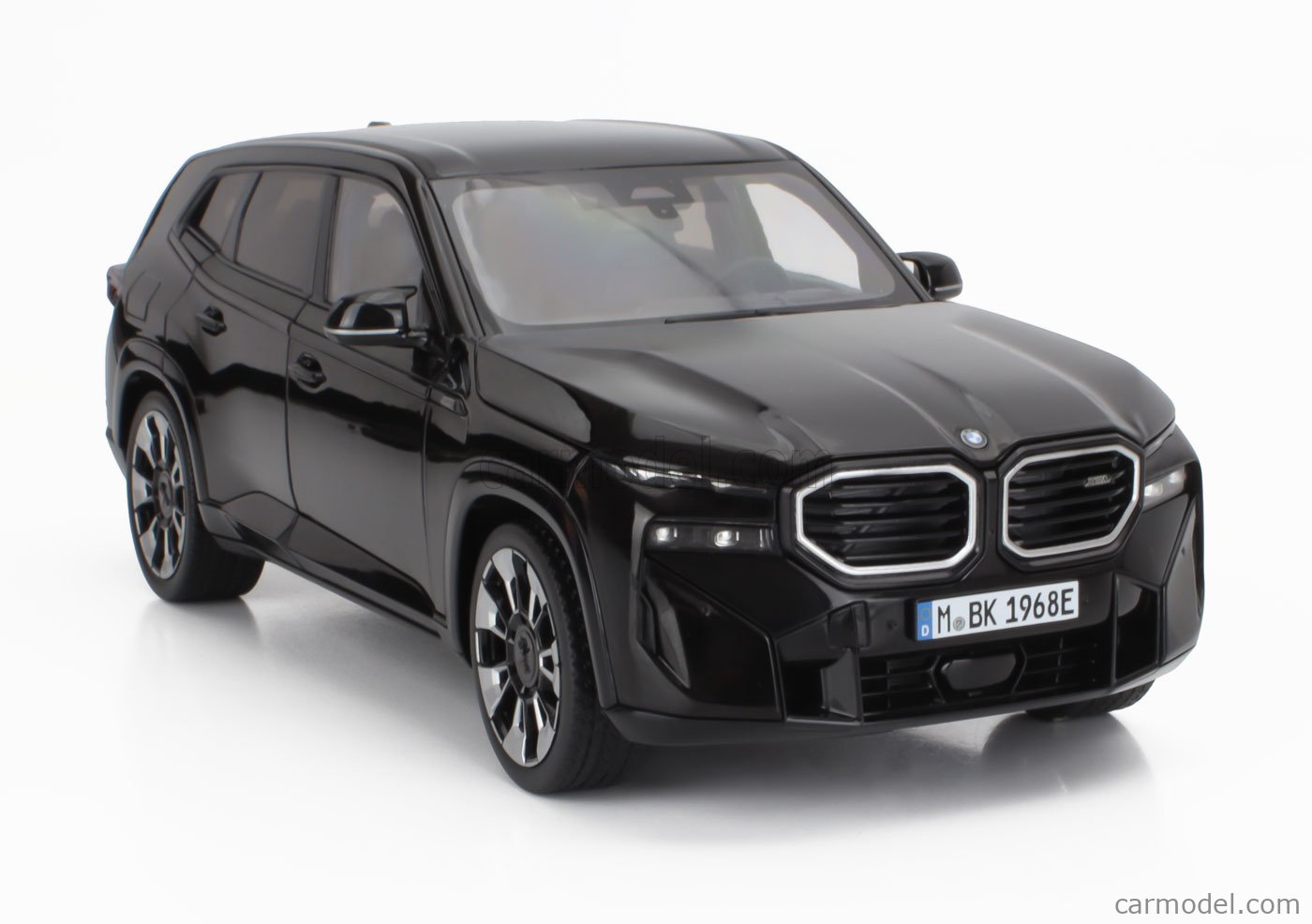 BMW XM G09 ミニカー Minichamps ミニチャンプス 1/18 Minichamps 1:18 BMW XM (G09) SUV 建設年 2023 Sao Paulo 黄色