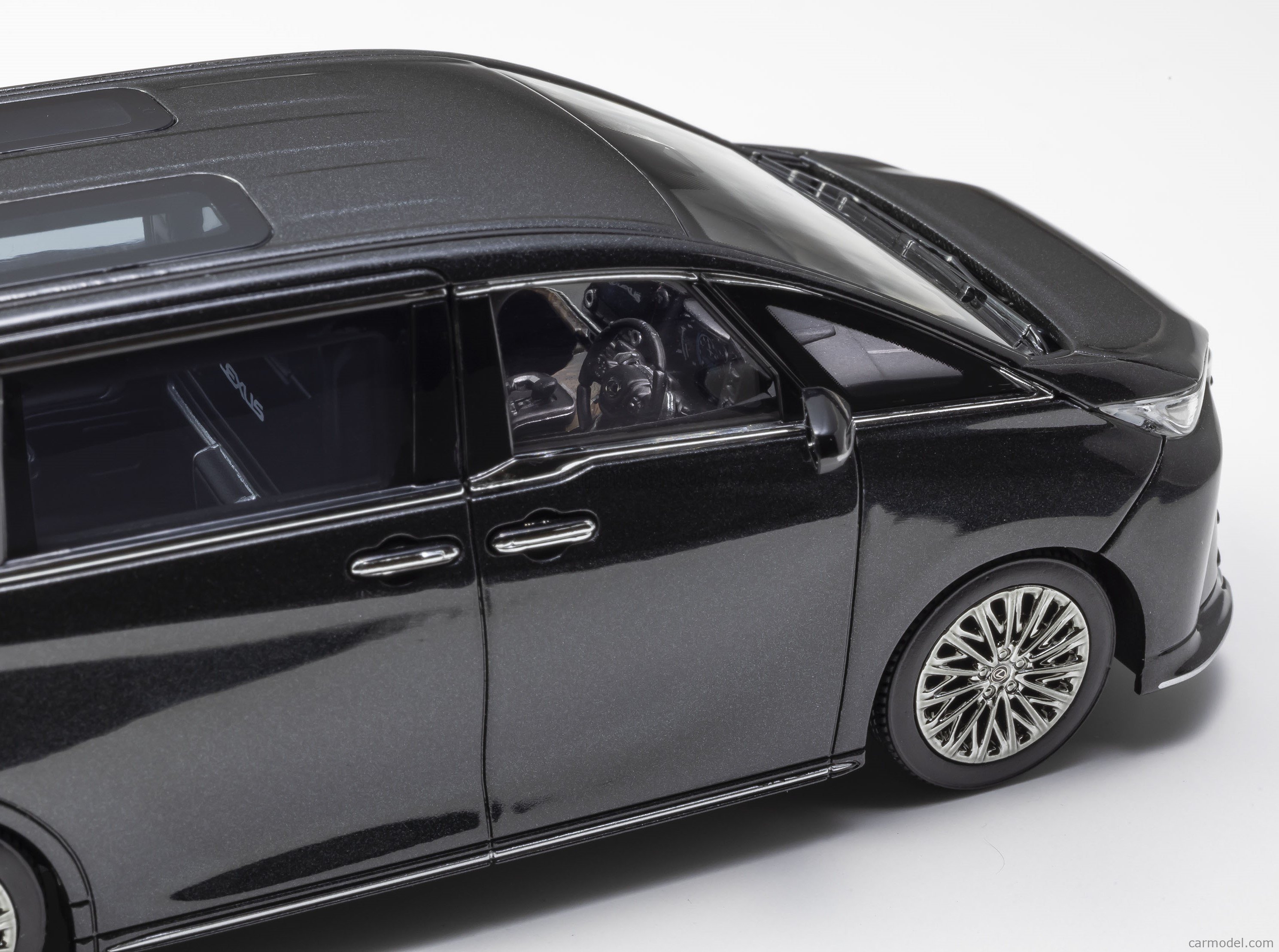 KYOSHO 03924BK Scale 1/43 | LEXUS LM 500H MINIBUS RHD 2024 BLACK MET