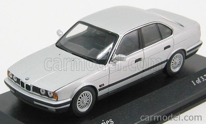 MINICHAMPS 400024200 Scale 1/43 | BMW 5-SERIES 535i 1988 SILVER