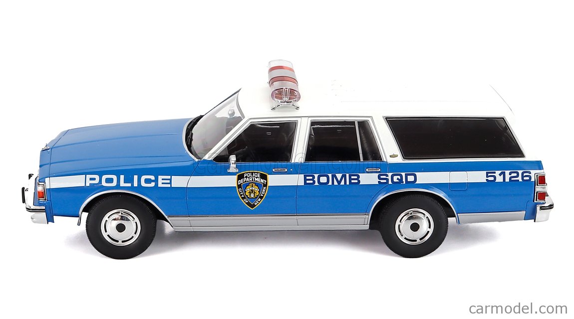 MCG MCG18477 Scale 1/18 | CHEVROLET CAPRICE ESTATE SW STATION