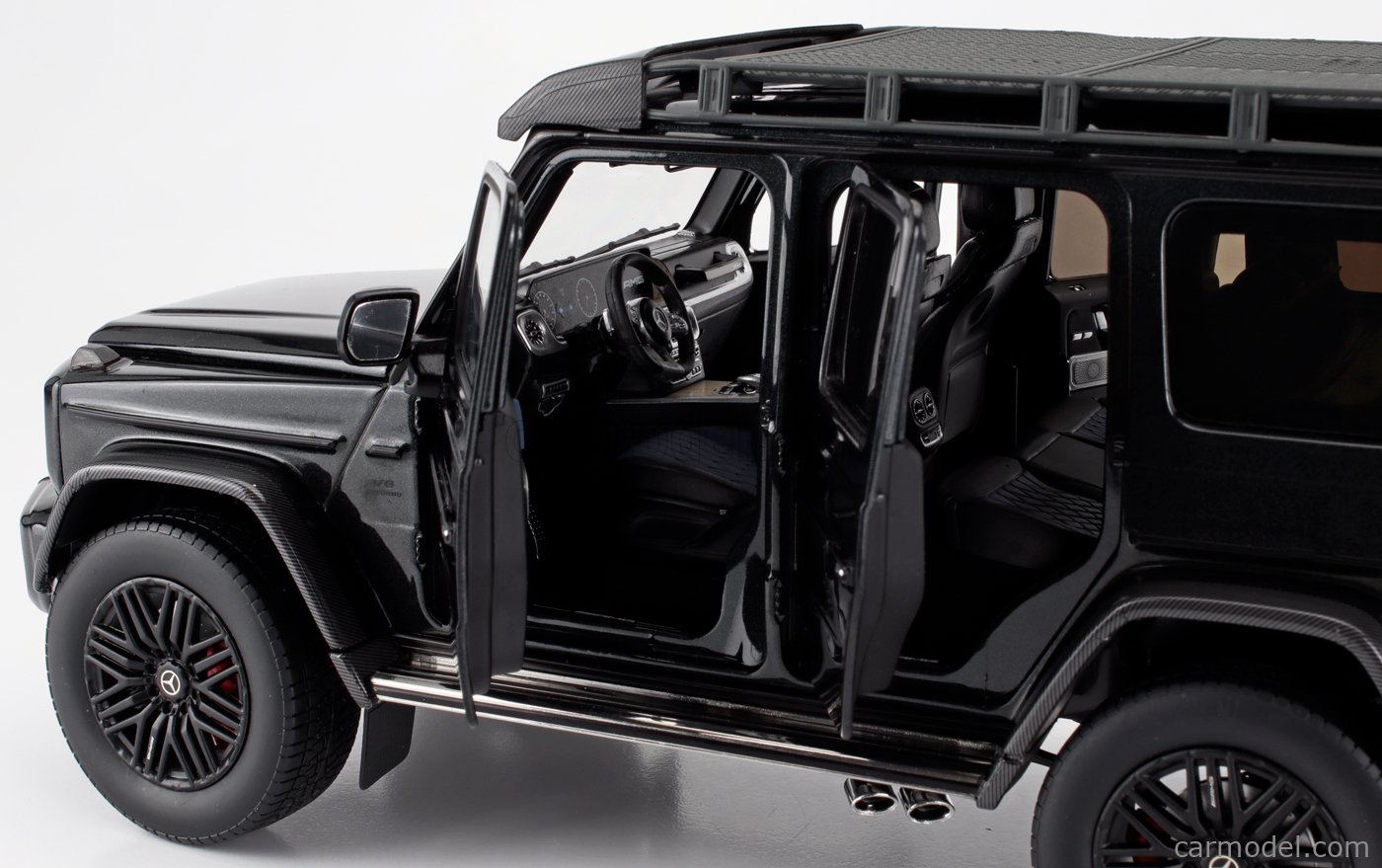 I-SCALE 180054 Scale 1/18 | MERCEDES BENZ G-CLASS G63 AMG V8