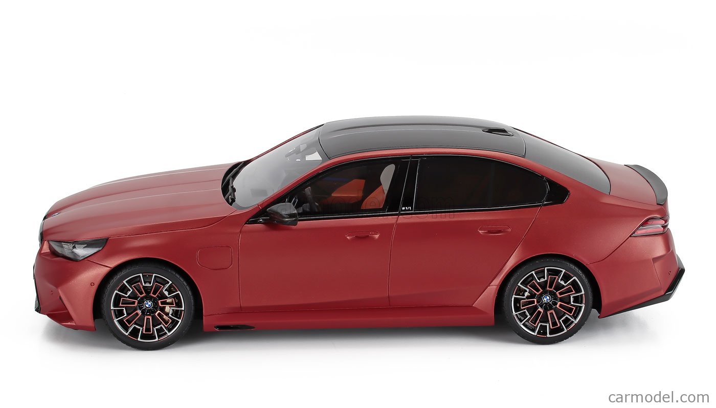 GT-SPIRIT GT966 Scale 1/18 | BMW 5-SERIES M5 (G90) 2025 ORANGE MET