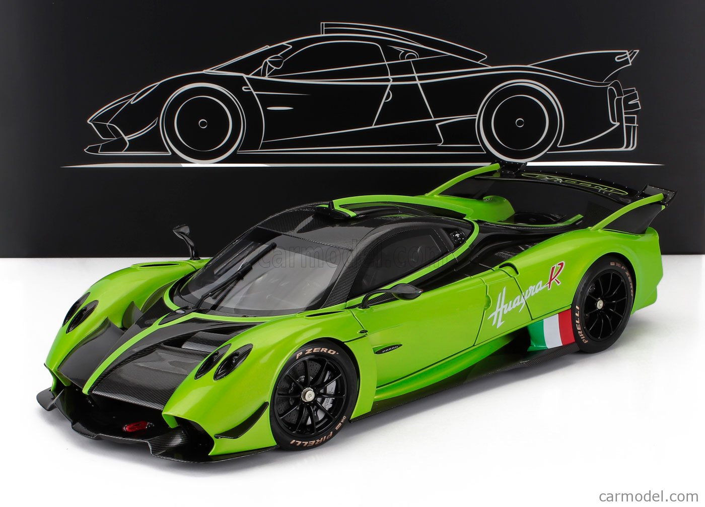 LCD-MODEL LCD18012-GR Scale 1/18 | PAGANI HUAYRA R 2021