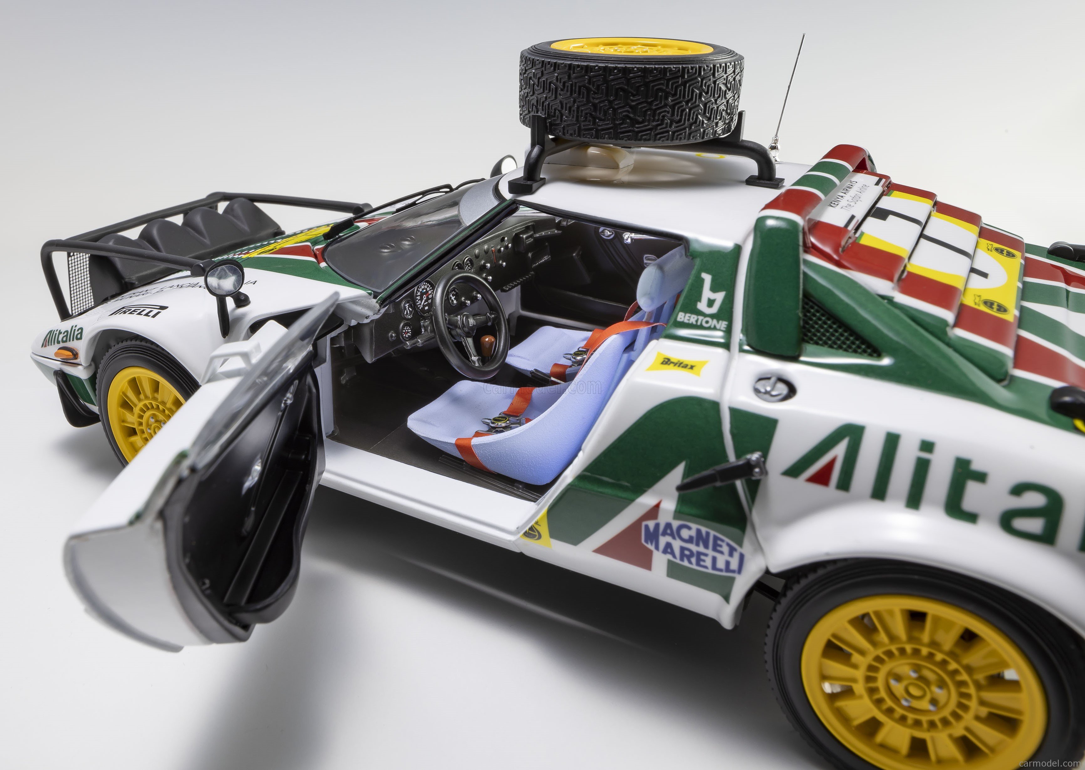 KYOSHOランチア ストラトス HF アリタリア ’77 サファリ NO.7 Amazon | 京商☆ランチア ストラトス HF アリタリア 77サファリ