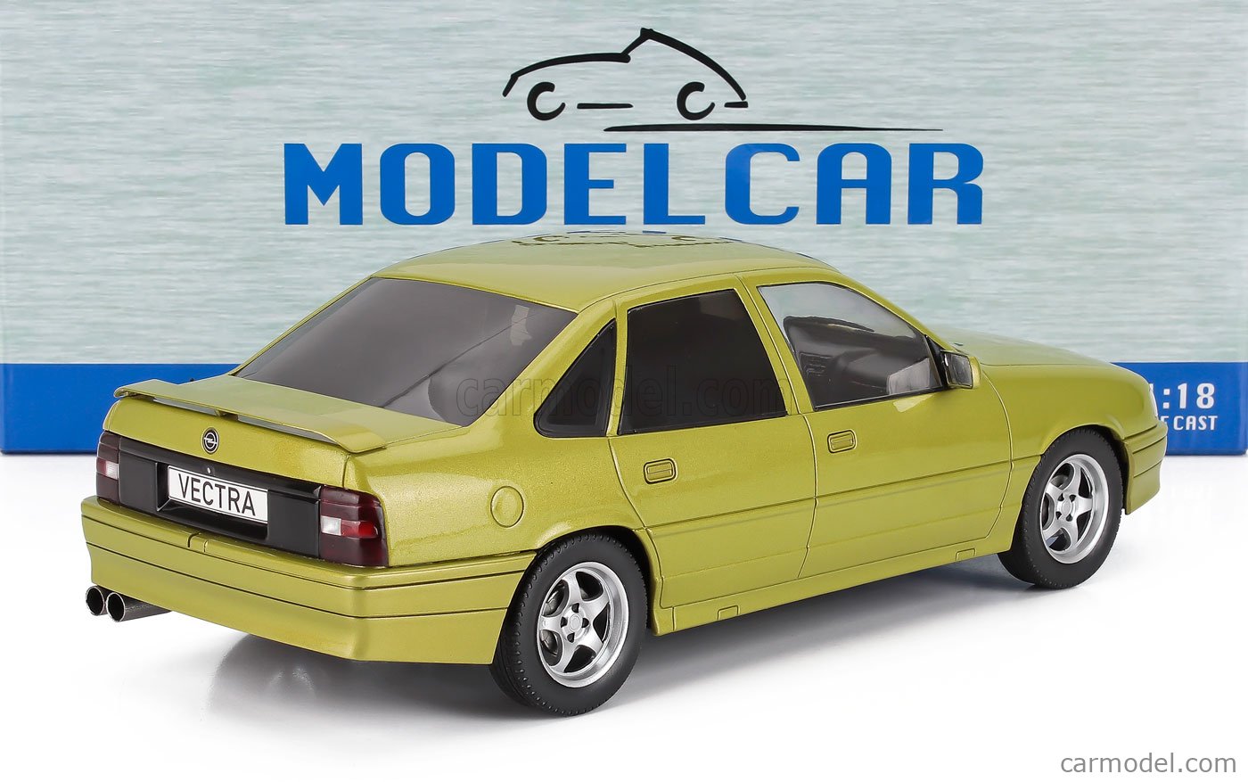 MCG MCG18463 Scale 1/18 | OPEL VECTRA A 2000 1988 YELLOW