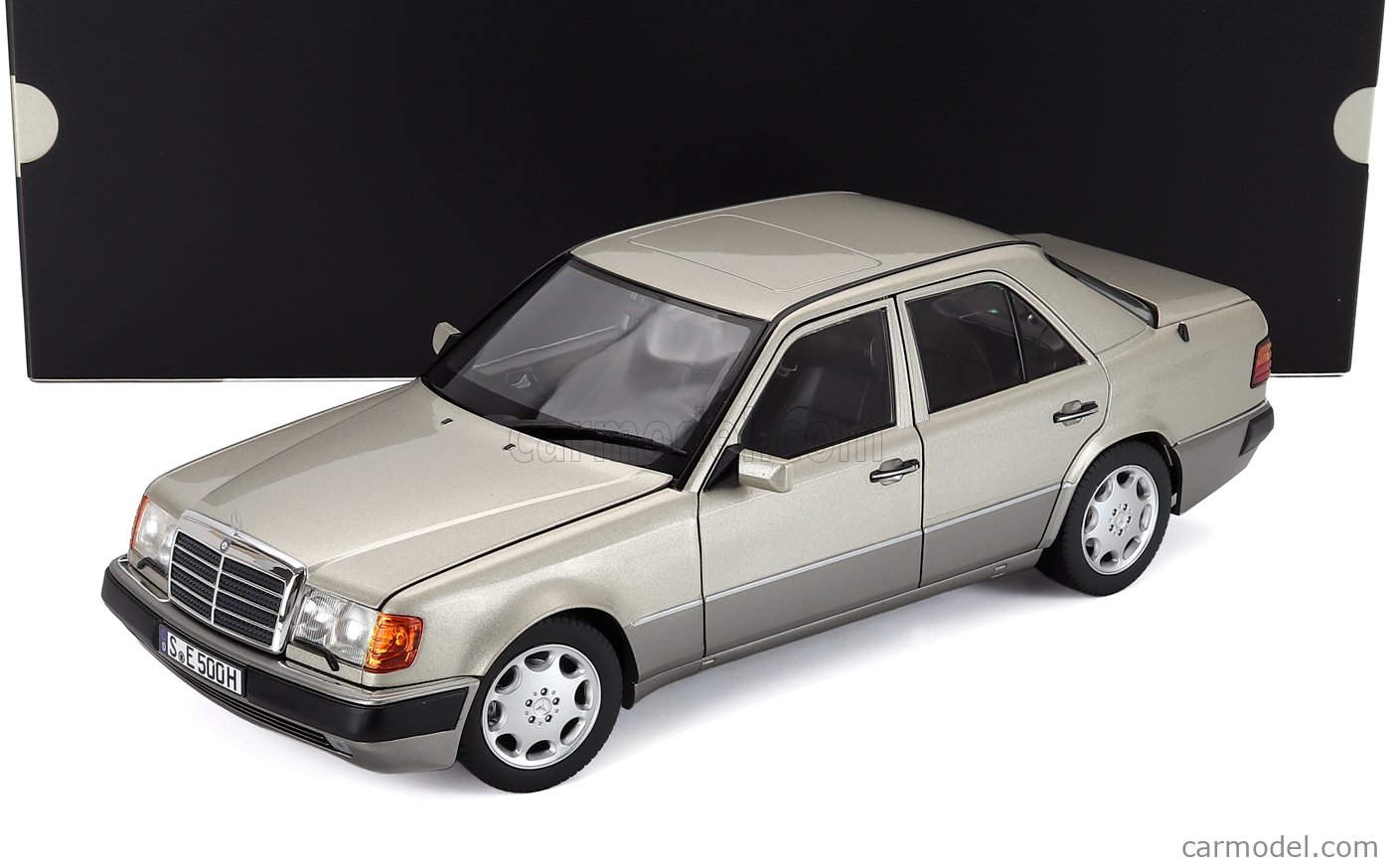 NOREV B66040724 Scale 1/18 | MERCEDES BENZ E-CLASS 500E (W124