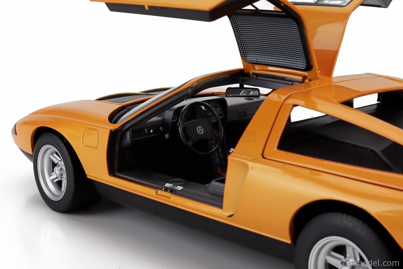 NOREV B66040709 Scale 1/18 | MERCEDES BENZ C111-II 1970 ORANGE