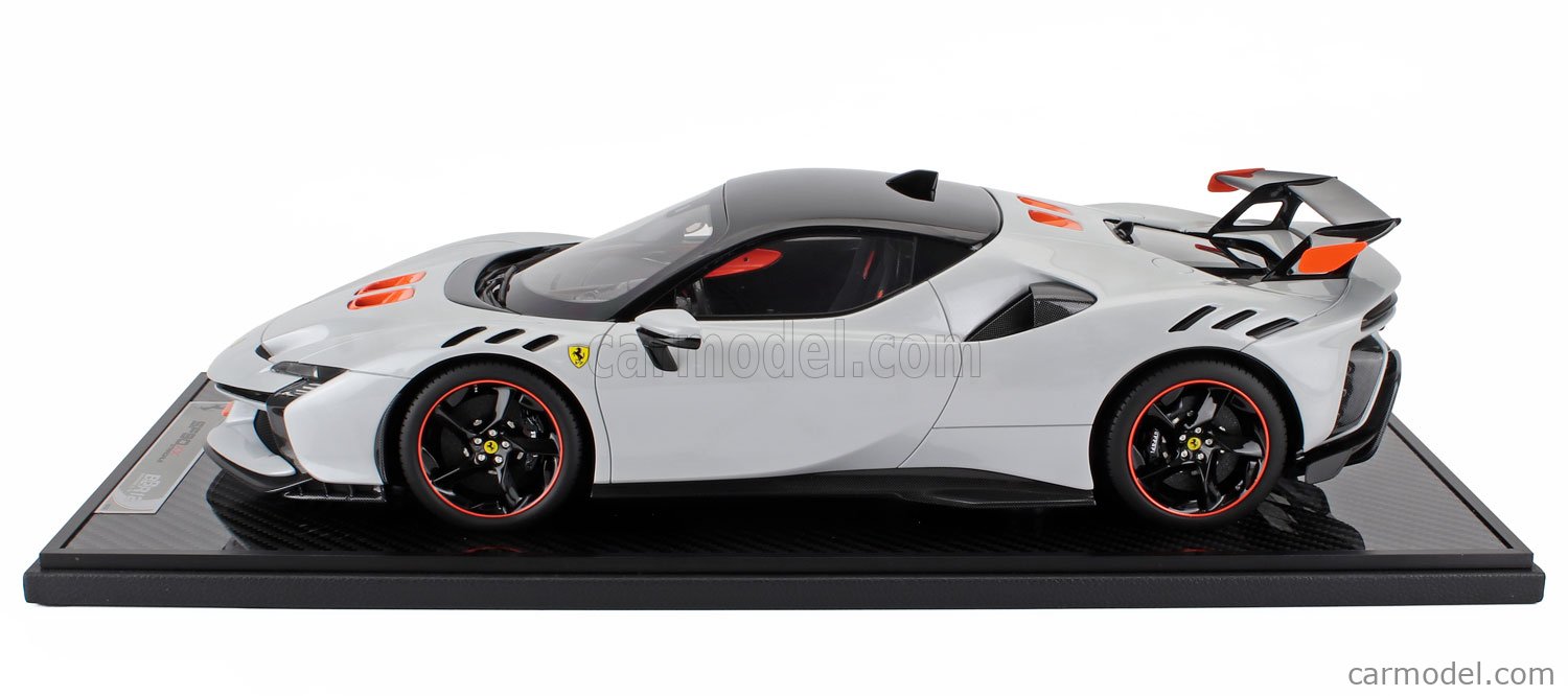 Miniature 1/43 Looksmart Ferrari SF90 XX Stradale Spider 2024 – Blanc/orange/noir LS552C