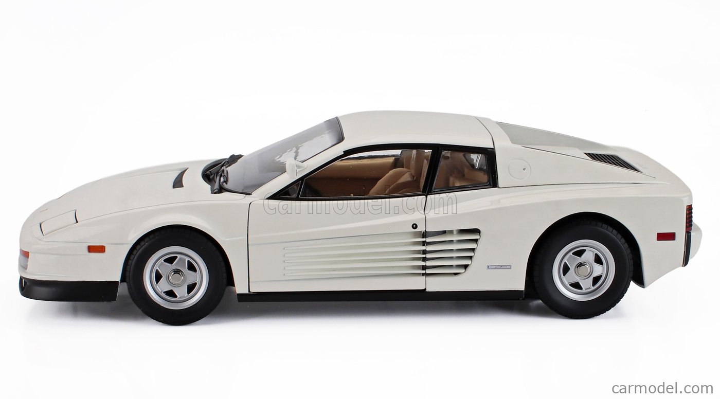 ミニカー Ferrari Testarossa 1984 フェラーリ テスタロッサ ミニカー