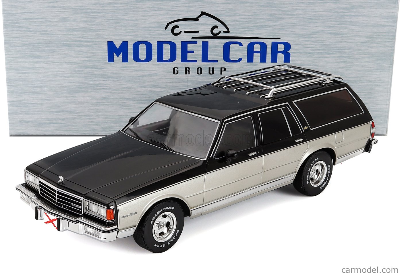 MCG 1/18 シトロエン CX ブレーク SW 1976 グレーメタリック モデル