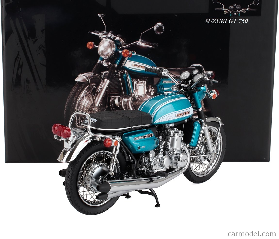 MINICHAMPS 122162104 Scale 1/12 | SUZUKI GT 750 1973 GREEN