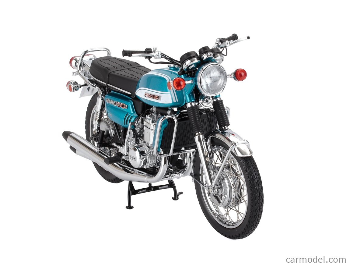 MINICHAMPS 122162104 Scale 1/12 | SUZUKI GT 750 1973 GREEN
