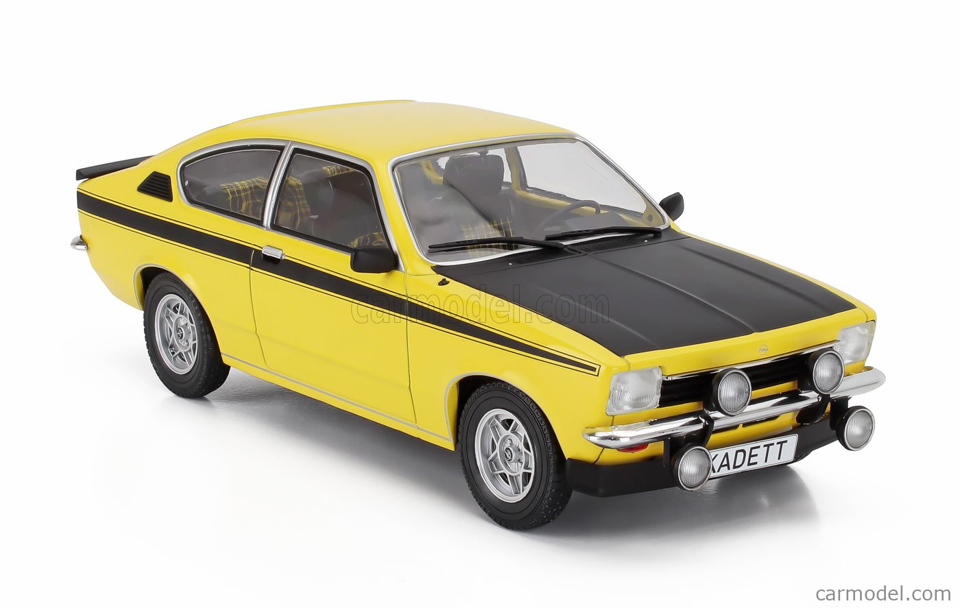 Modèle Réduit 1:18 Opel Kadett C Coupé 1983 - Marque MCG - Couleur Jaune Et Noir - Réf. MCG18191