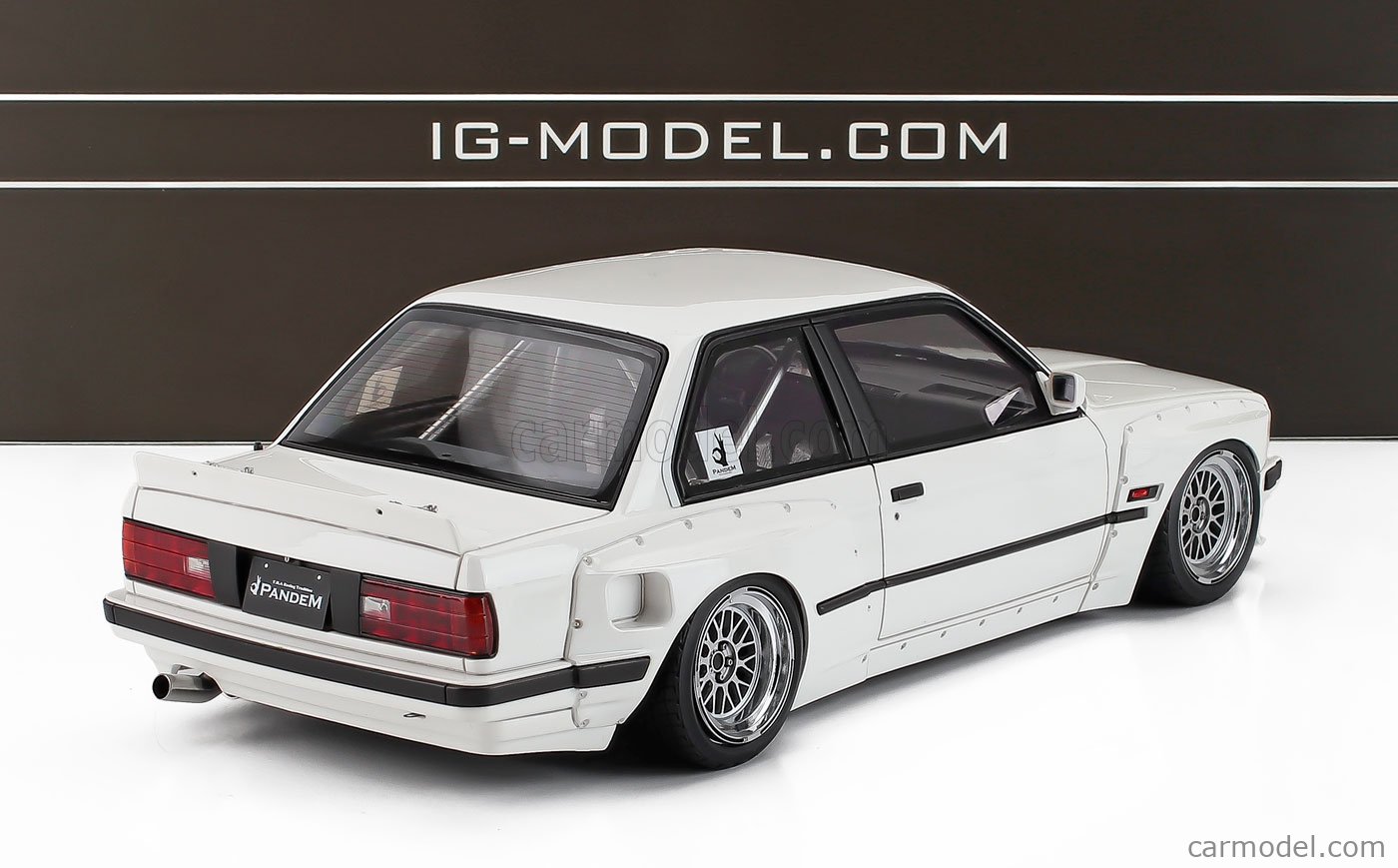 IGNITION-MODEL IG3719 Scale 1/18 | BMW 3-SERIES M3 (E30) PANDEM