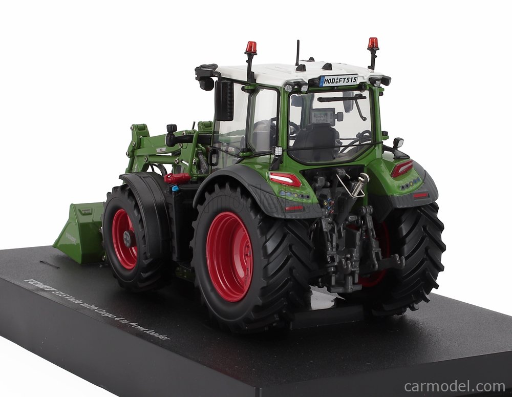 UNIVERSAL HOBBIES UH6741 Scale 1/32 | FENDT 515 VARIO TRACTOR WITH