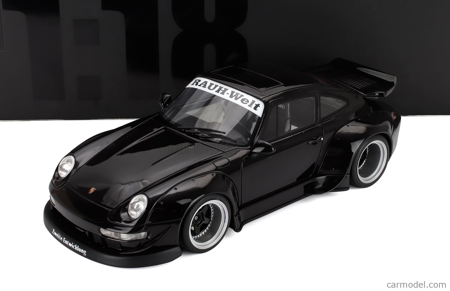 GT-SPIRIT GT587 Scale 1/18 | PORSCHE 911 993 RWB RAUH WELT COUPE