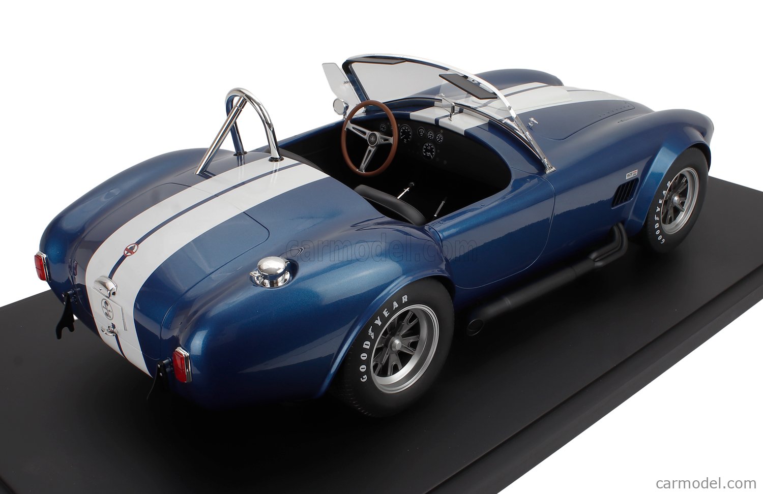 GT-SPIRIT GTS800802 Scale 1/8 | FORD USA SHELBY COBRA 427 S/C