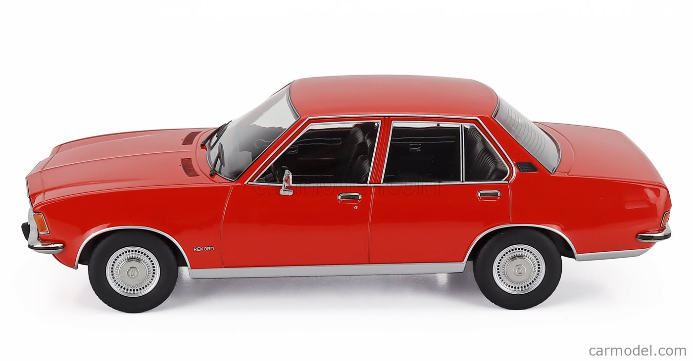 MCG MCG18563 Scale 1/18 | OPEL REKORD 1700 1970 RED