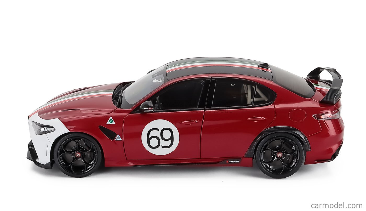 MOTORHELIX M89010 Scale 1/18 | ALFA ROMEO GIULIA GTAm N 69 RACING