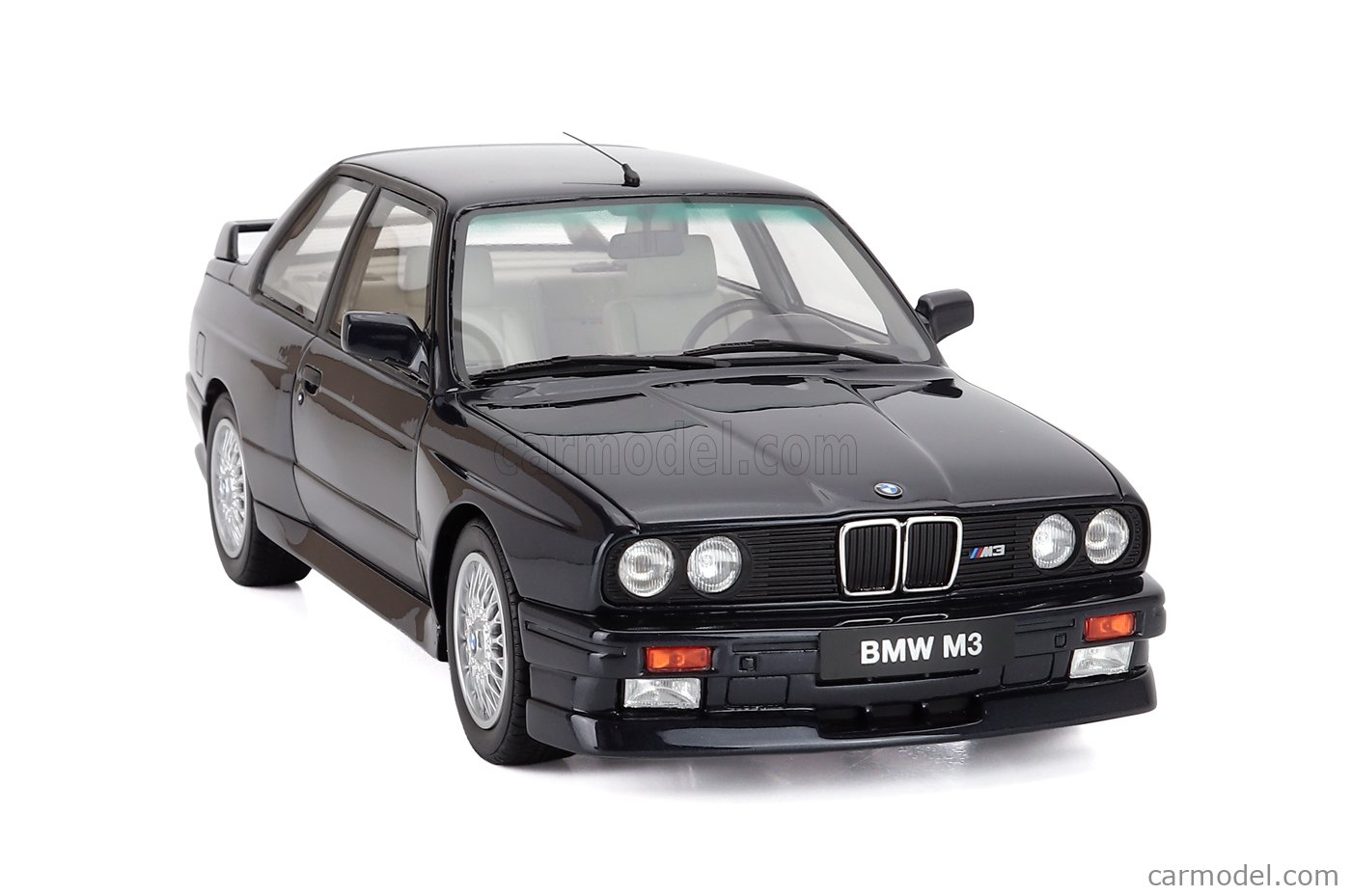 OTTO-MOBILE OT1216 Scale 1/18 | BMW 3-SERIES M3 (E30) 1988 BLUE