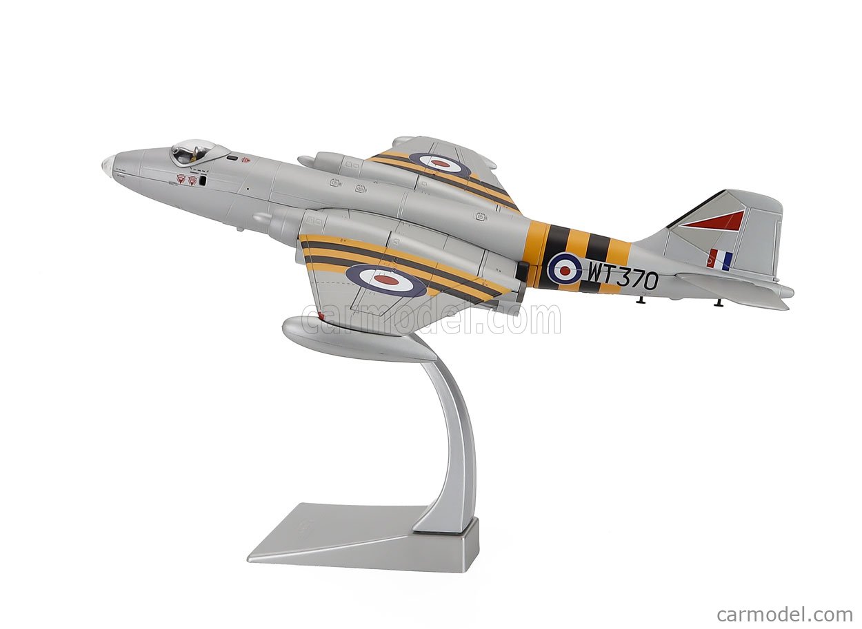 CORGI AA34711 Scale 1/48 | ENGLISH ELECTRIC CANBERRA B6 WT370