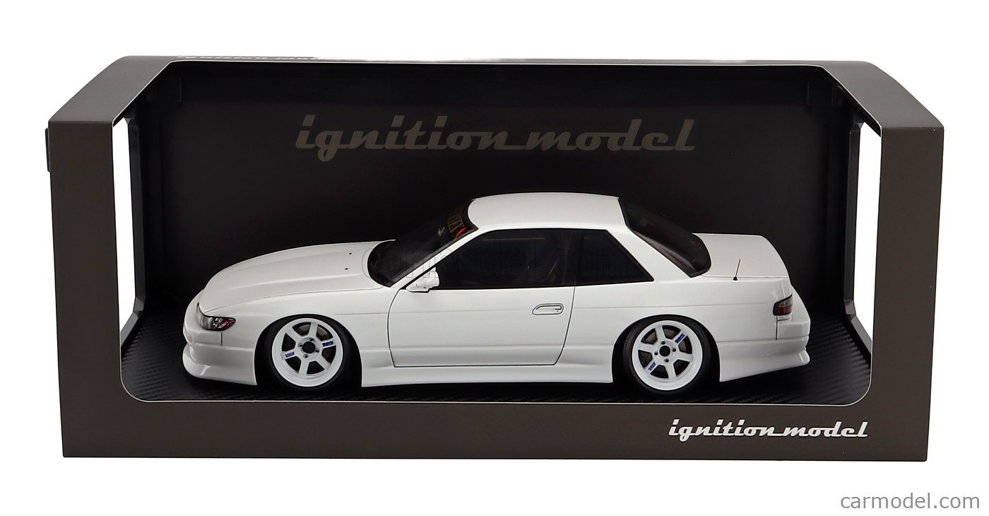 IGNITION-MODEL IG3585 Scale 1/18 | NISSAN SILVIA (s13) VERTEX 1989