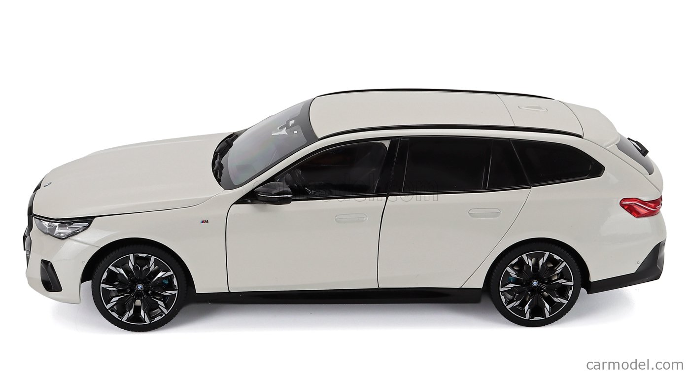 MINICHAMPS 110023601 Scale 1/18 | BMW 5-SERIES i5 M60 TOURING (G61