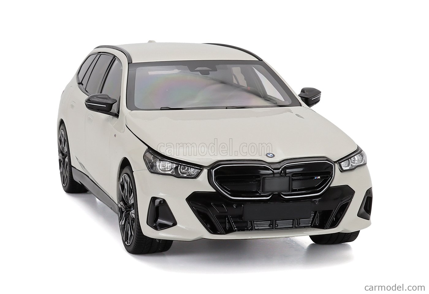 MINICHAMPS 110023601 Scale 1/18 | BMW 5-SERIES i5 M60 TOURING (G61