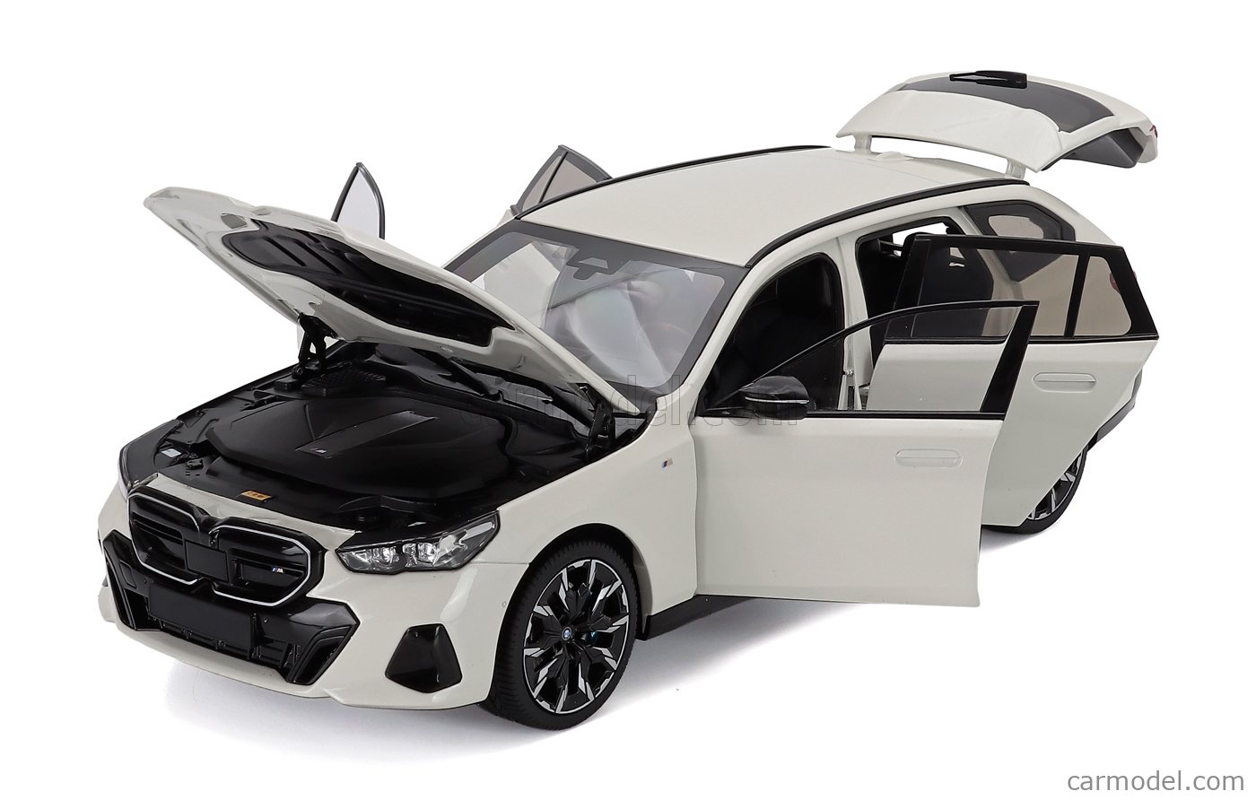 MINICHAMPS 110023601 Scale 1/18 | BMW 5-SERIES i5 M60 TOURING (G61