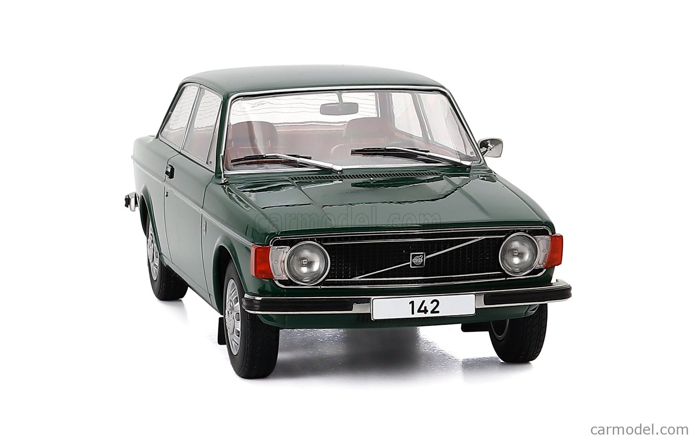MCG MCG18005 Scale 1/18 | VOLVO 142 1973 GREEN