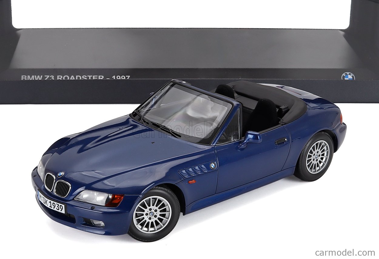 MINICHAMPS 80435B5D136 Escala 1/18 | BMW Z3 ROADSTER CABRIOLET