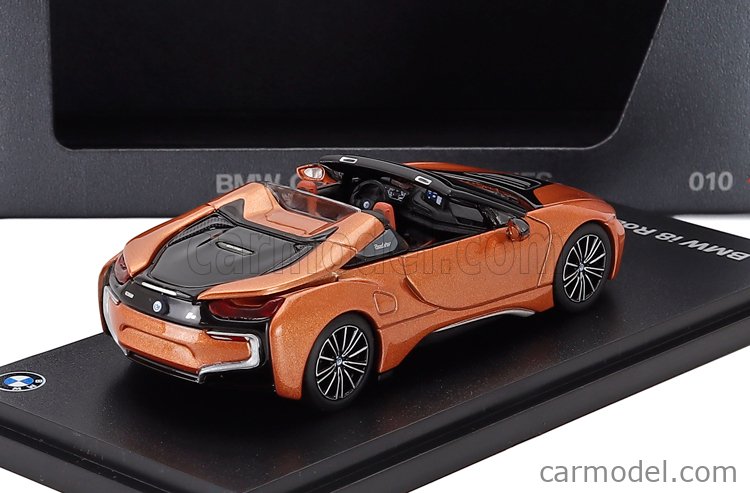 MINICHAMPS 80425B5F652 Scale 1/64 | BMW i8 HYBRID ROADSTER (i15