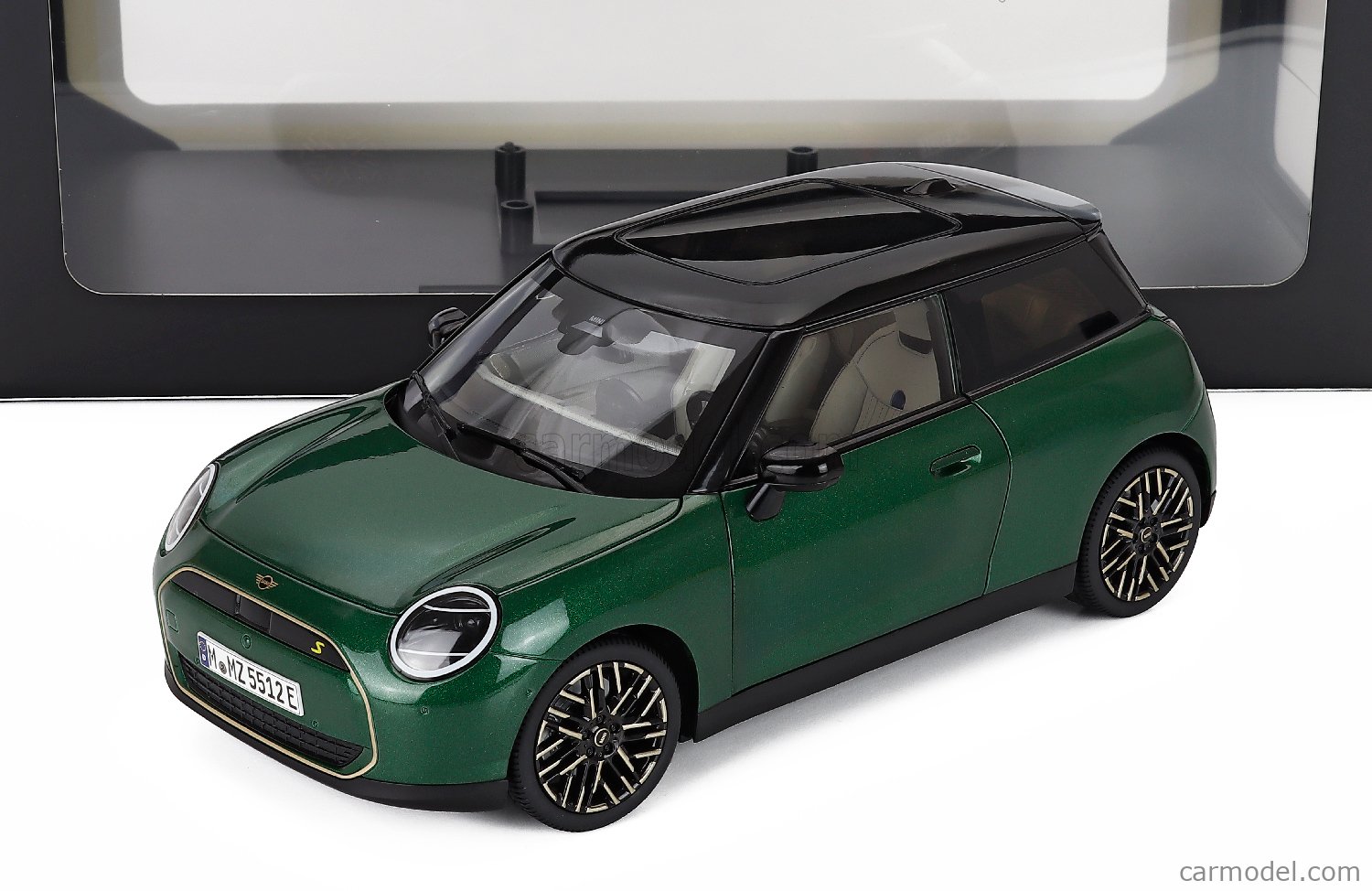 TRUESCALE 80435B5CFC1 Scale 1/18 | MINI COOPER SE 2023 BRITISH