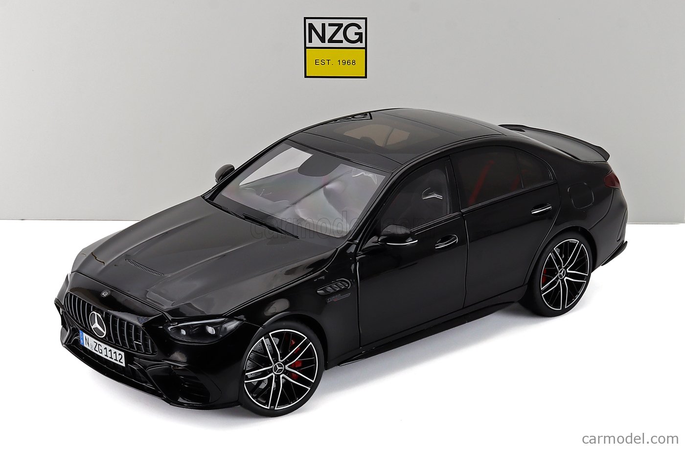 NZG 111200050 Scale 1/18 | MERCEDES BENZ C-CLASS C63 S E
