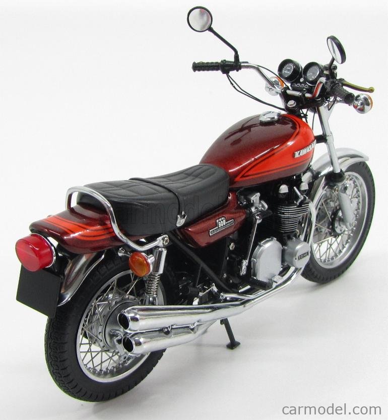 MINICHAMPS 122164100 Masstab: 1/12 | KAWASAKI 900 Z1 SUPER 4 MINICHAMPS 122164100 Masstab: 1/12 | KAWASAKI 900 Z1 SUPER 4