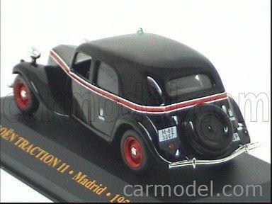 Modèle Réduit Citroën Traction 11 Madrid 1955 à L'échelle 1/43 - Boîte Souple IXO - Neuf Occasion
