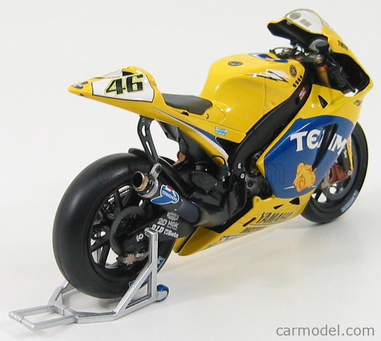 YAMAHA - YZR-M1 TEAM CAMEL N 46 MOTOGP 2006 VALENTINO ROSSI