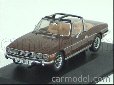 Vanguards 1/43 Scale VA10113 - Triumph Stag Mk1 (LD10) - Signal Red