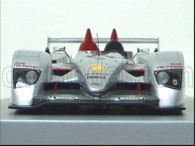 SPARK-MODEL 18S008 Scale 1/18 | AUDI R10 TDI 5.5L TURBO V12 TEAM