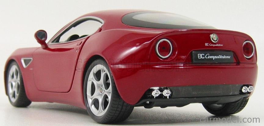 WELLY 18013W Scale 1/18 | ALFA ROMEO 8C COMPETIZIONE 2006 RED