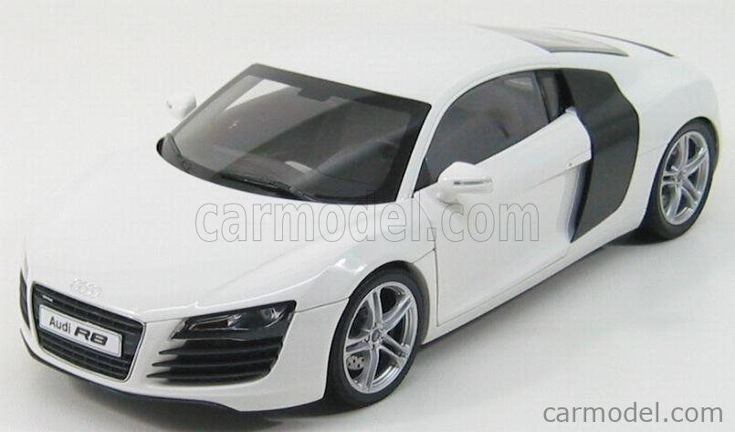 KYOSHO 09213W Scale 1/18 | AUDI R8 4.2 FSI V8 2007 WHITE